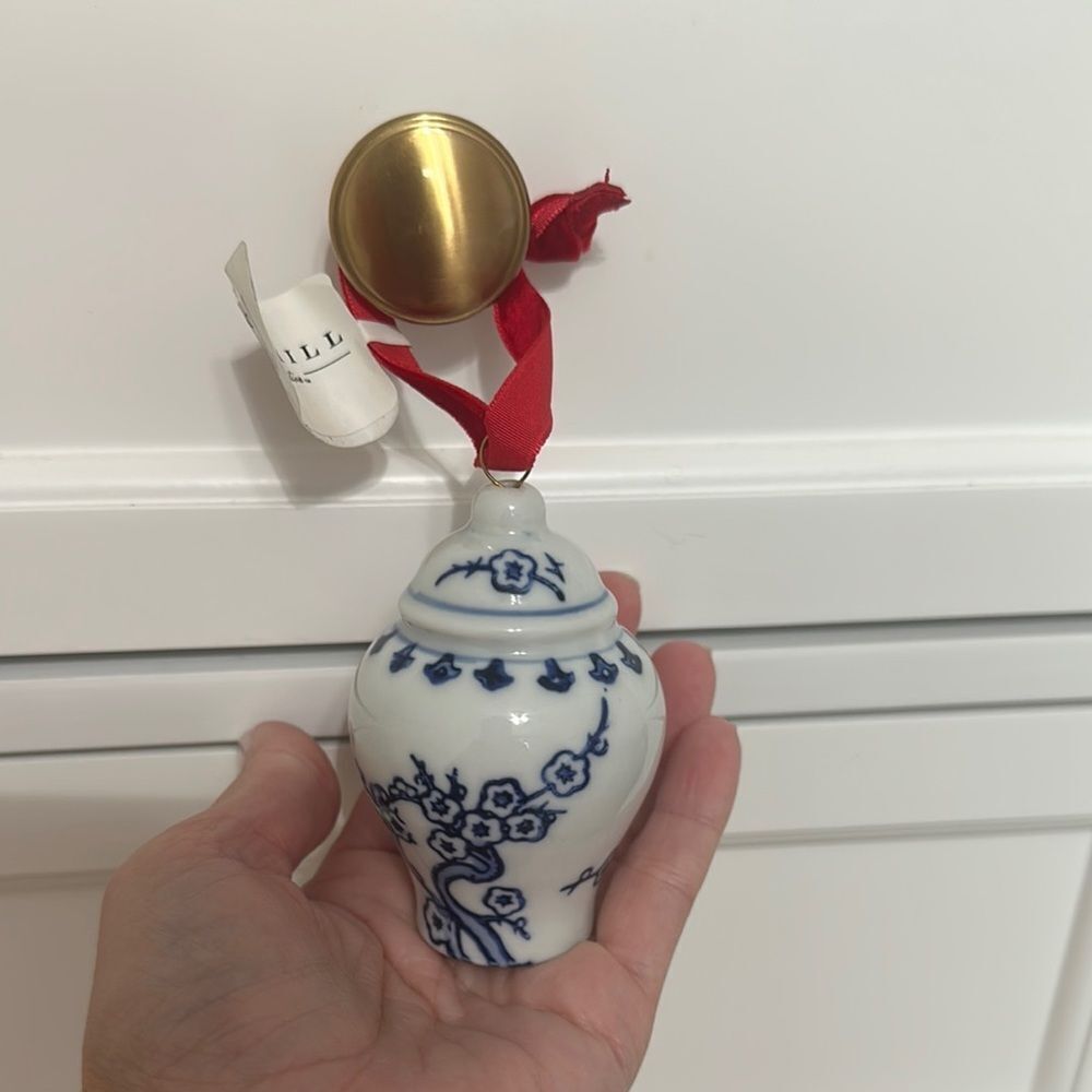 New Park Hill Collection Chinoiserie Ginger Jar Ornament